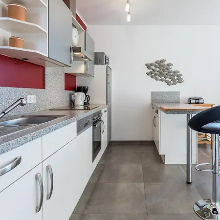 &quotcolonia&quot Apartment Klutz